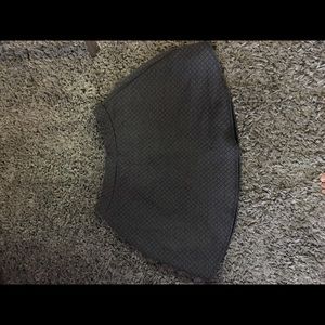 PLEATED MINI SKIRT SIZE LARGE